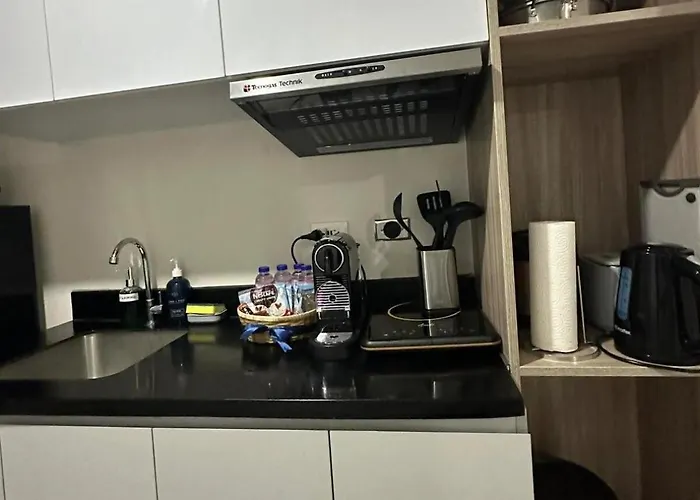Cozy Unit アパート マンダウエ・シティ
